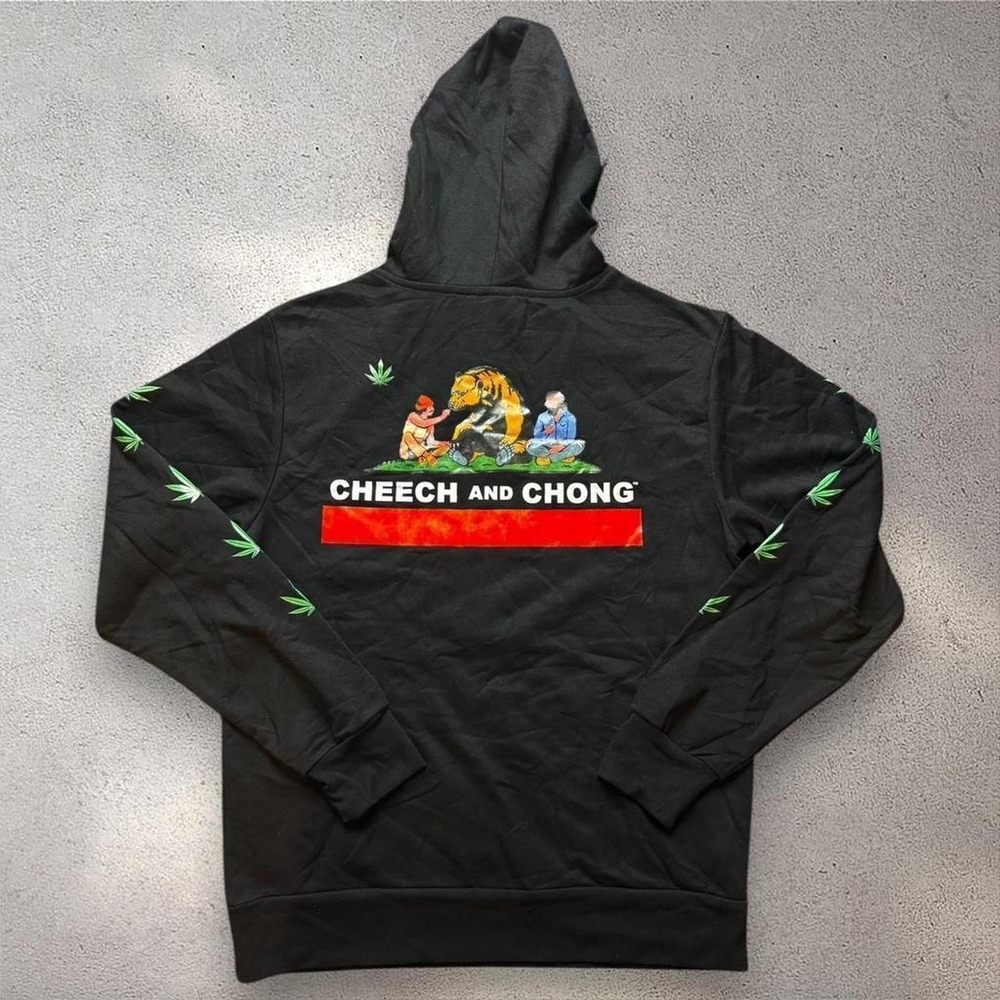 Cheech and Chong Mens Black Graphic Hoodie Large Bear Sleeve Print Pullover